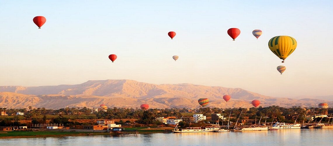 Hot Air Balloon Ride in Luxor